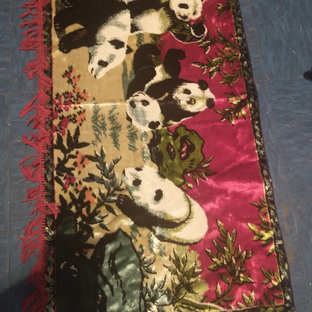 VINTAGE VELVETEEN PANDA TAPESTRY BY SWAN